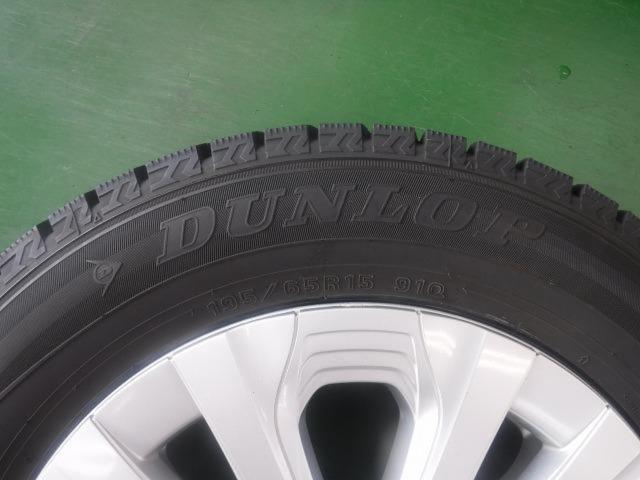 4トヨタ純正(TOYOTA)  50プリウス純正アルミ  + DUNLOP(ダンロップ) WINTERMAXX