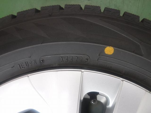 4トヨタ純正(TOYOTA)  50プリウス純正アルミ  + DUNLOP(ダンロップ) WINTERMAXX