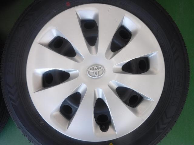 2トヨタ純正(TOYOTA)  アクア純正スチールホイール + 出光興産ZERIOUS