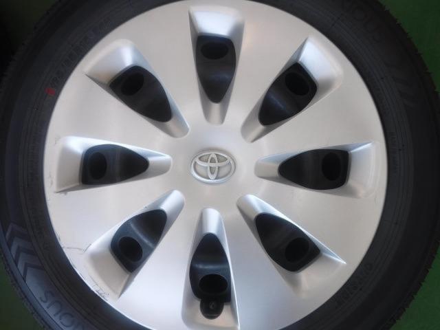 2トヨタ純正(TOYOTA)  アクア純正スチールホイール + 出光興産ZERIOUS
