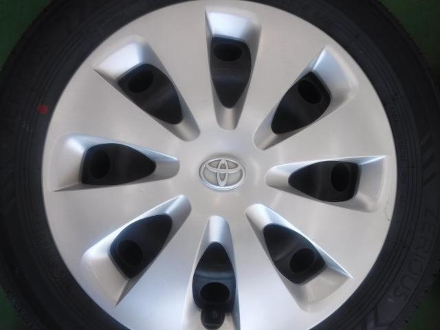 2トヨタ純正(TOYOTA)  アクア純正スチールホイール + 出光興産ZERIOUS
