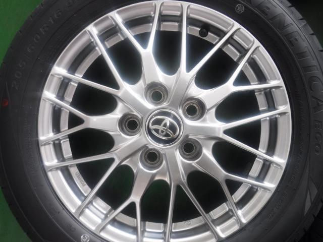 3 Toyota original (TOYOTA)
80-series
Noah / Voxy genuine BBS wheel
+
KENDA (Kenda)
KR 203