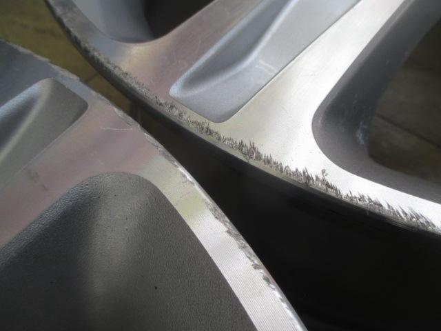 TOYOTA
Altezza original wheel
