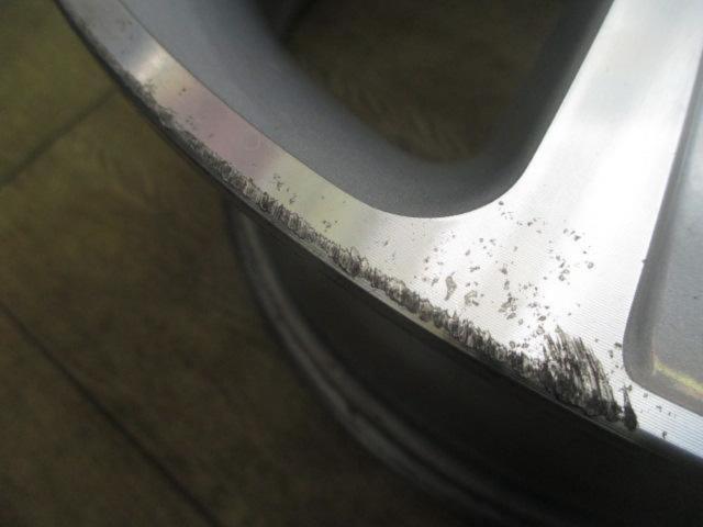 TOYOTA
Altezza original wheel