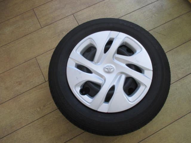TOYOTA アクア/MXPK11純正スチールホイール + TOYO NANOENERGY J67(2024年製)
