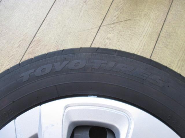 TOYOTA アクア/MXPK11純正スチールホイール + TOYO NANOENERGY J67(2024年製)