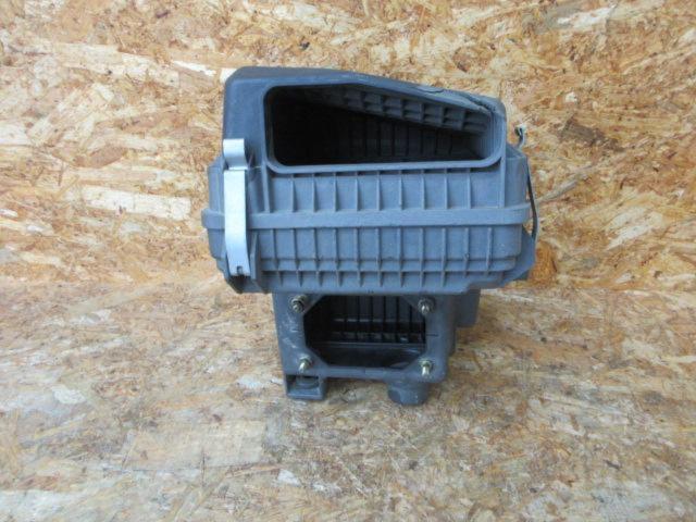 Mitsubishi genuine
Air cleaner BOX