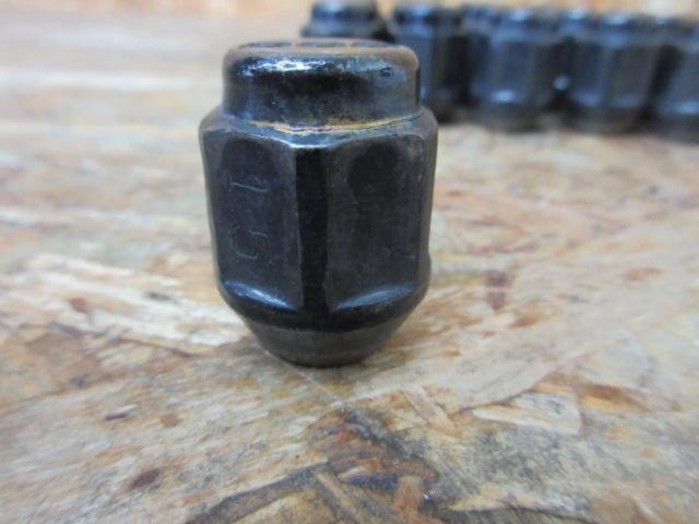 BBS
Wheel nut