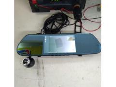 TITAN
amaze
DVR-R535
3-camera mirror-type dashcam