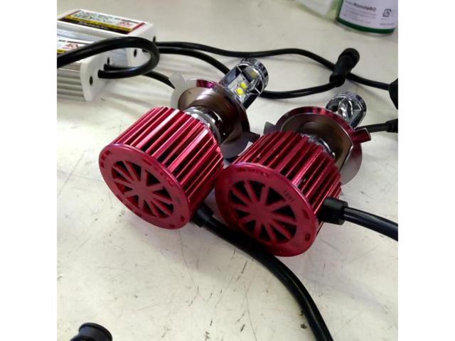 Valenti LEDヘッドライトバルブH4