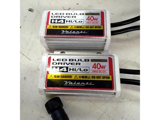 Valenti LEDヘッドライトバルブH4