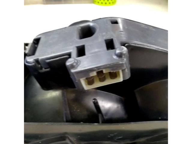 いすゞ純正 ジェミニJT191 純正テールレンズ 運転席側のみ