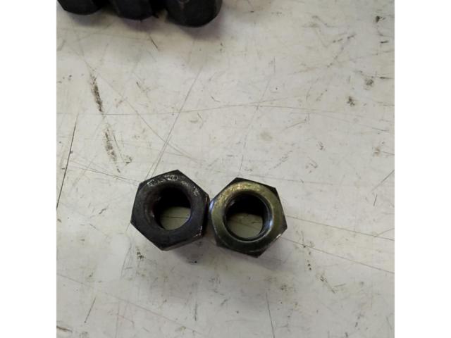 テーパー取付ナット【P1.25/M12/19hex】 16個