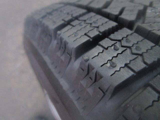 BRIDGESTONE
TOPRUN
VR5 + BRIDGESTONE
BLIZZAK
VRX2