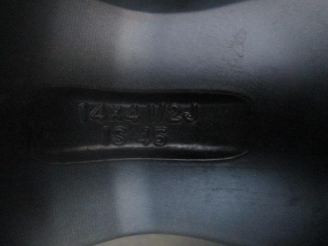 BRIDGESTONE
TOPRUN
VR5 + BRIDGESTONE
BLIZZAK
VRX2