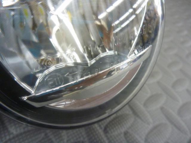【右側のみ】【スズキ純正】LEDフォグランプ