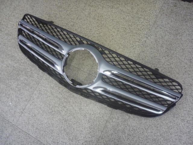 Mercedes-Benz純正 フロントグリル