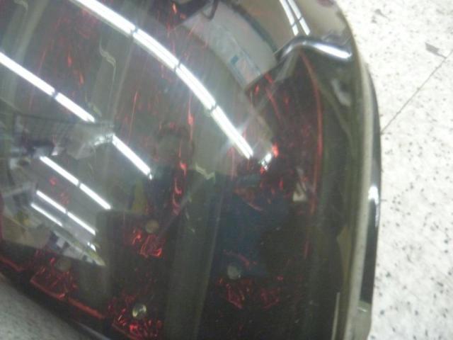 【右側のみ】メーカー不明 スモークLEDテールレンズ
