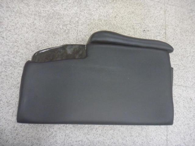 メーカー不明 コンソールBOX