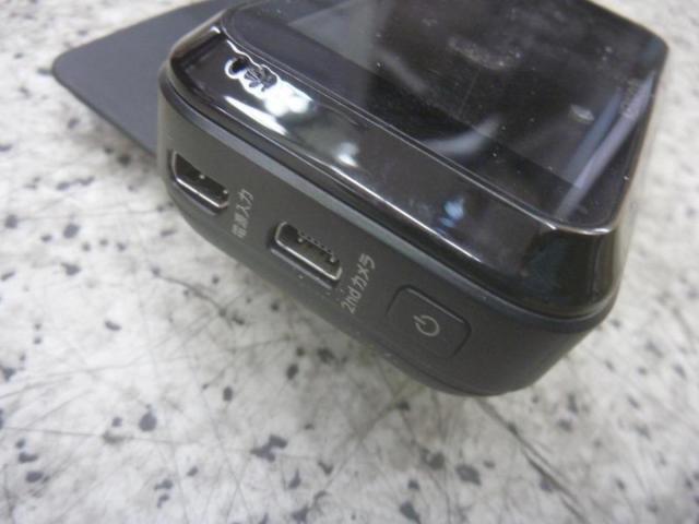 KENWOOD DRV-MR740
Front and rear drive recorder