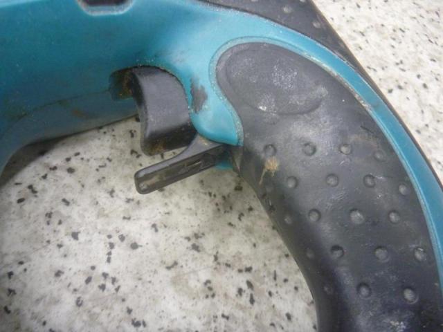 【WG】Makita マキタ 充電式ピンタッカ + バッテリー PT350D/BL130