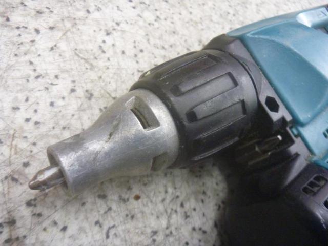 【WG】makita マキタ 14.4V 充電式 スクリュードライバ FS440D + バテリー BL1415