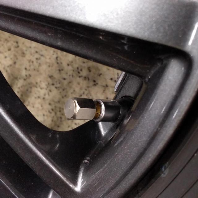 1【BRIDGESTONE(ブリヂストン)】BALMINUM(バルミナ) 10本スポークホイール+GOODYEAR(グッドイヤー) ICE NAVI 7