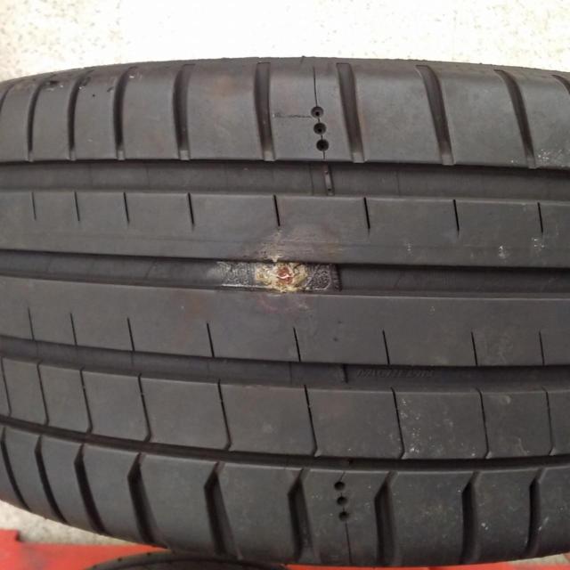 7【輸入車純正】BMW純正 F31 ツーリング アルミホイール+MICHELIN(ミシュラン) PILOTSPORT5