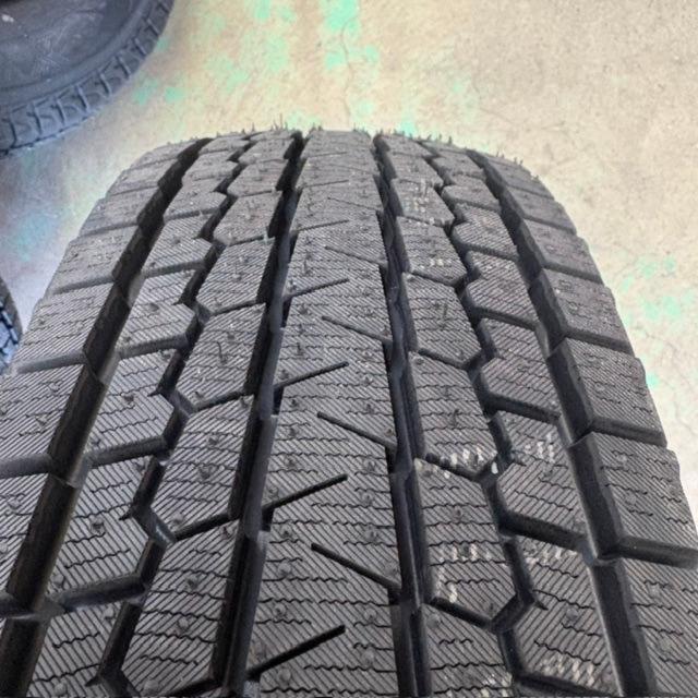 8トヨタ純正(TOYOTA)  ハイエース200系 スチールホイール  + YOKOHAMA(ヨコハマ) iceGUARD G075