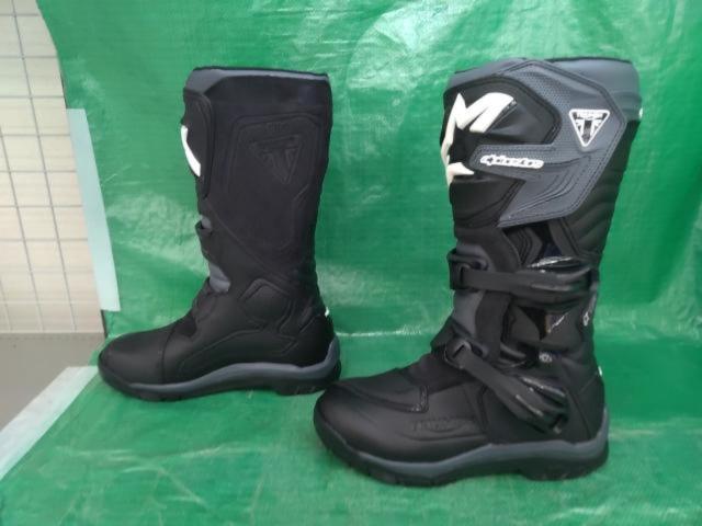 Alpinestars (Alpine Star)
x
Triumph
COROZAL
ADVENTURE
DRYSTAR
BOOT
Size UK8/US8/EU42