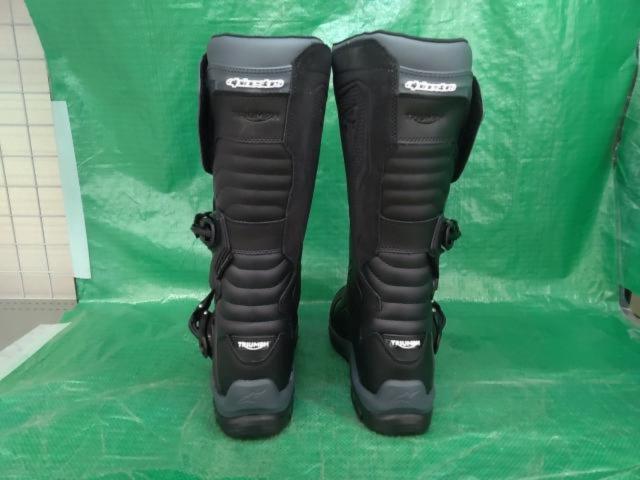 Alpinestars (Alpine Star)
x
Triumph
COROZAL
ADVENTURE
DRYSTAR
BOOT
Size UK8/US8/EU42