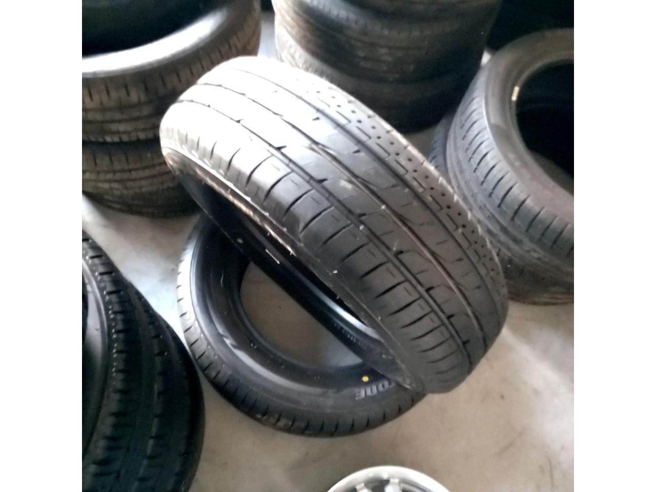 [2] BRIDGESTONE
LUFT
RVⅡ
205 / 65R16