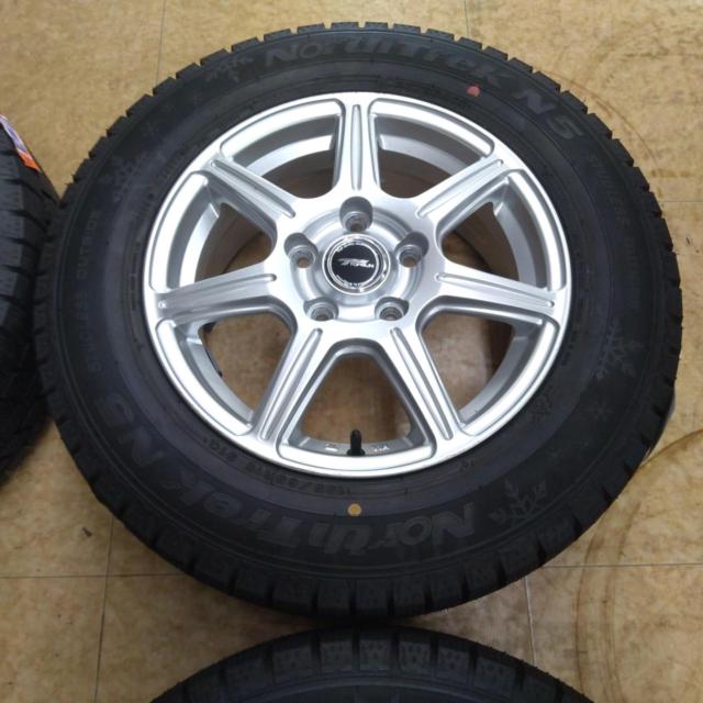 【BRIDSTONE】TOPRUN 7本スポーク+【AUTOBACS】 North Trek N5