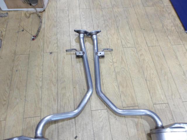 Toyota genuine crown
Series 220
2.5HV (AZSH20) genuine muffler (rear section only)