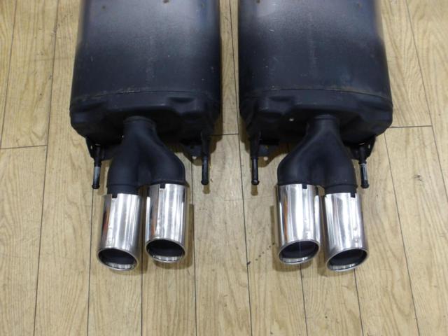 Toyota genuine crown
Series 220
2.5HV (AZSH20) genuine muffler (rear section only)