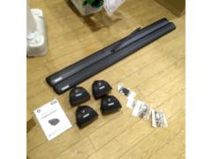 THULE
Base carrier (Rapid
System
753
+
Thule
XT
Kit
3172
+
WingBar
Evo
7112B)