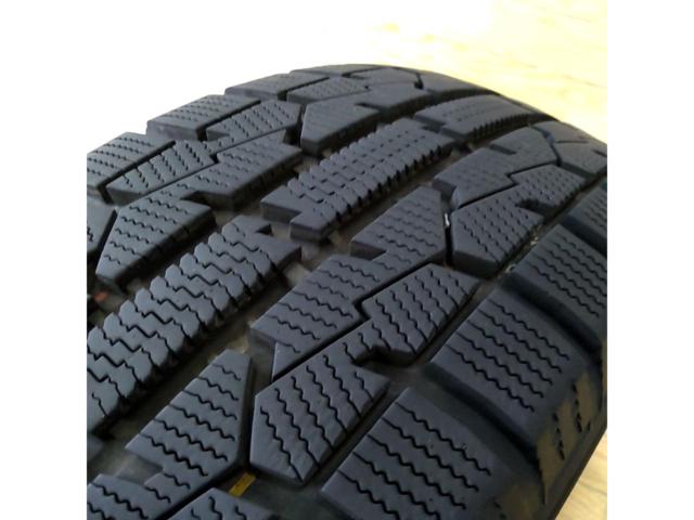 Honda genuine
Mobilio Spike genuine wheels + TOYO
OBSERVE
GIZ