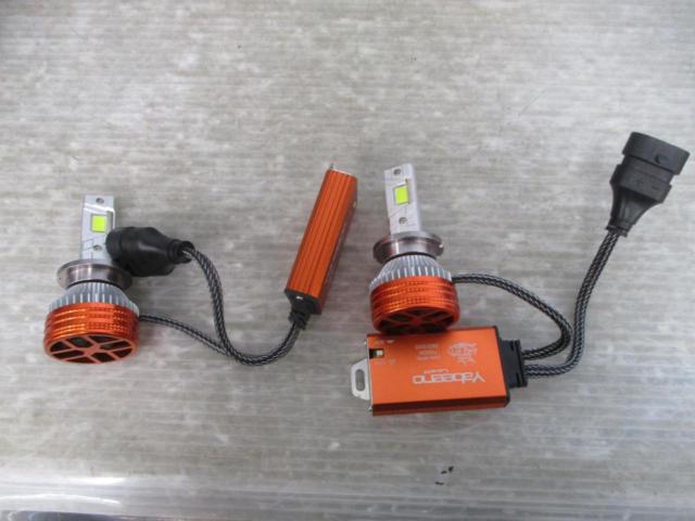18LED
LED bulb
9005 (HB3)