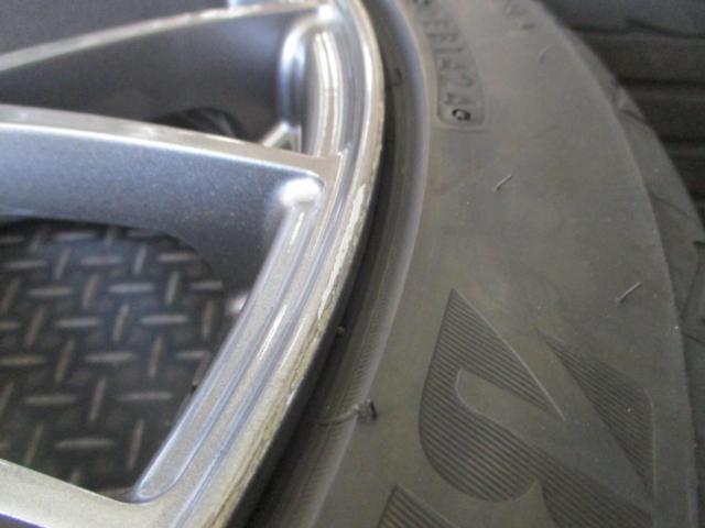 ENKEI (circles)
PerformanceLine
PFM 1
+
BRIDGESTONE
POTENZA
RE004