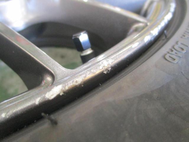 ENKEI (circles)
PerformanceLine
PFM 1
+
BRIDGESTONE
POTENZA
RE004