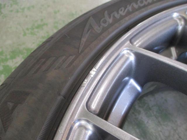 ENKEI (circles)
PerformanceLine
PFM 1
+
BRIDGESTONE
POTENZA
RE004