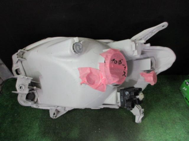 【TOYOTA】NCP160系プロボックス 純正ヘッドライト 右側のみ ※ステー折れアリ