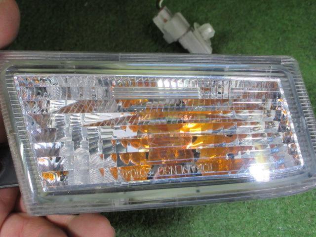 【DAIHATSU】LA100S/ムーヴカスタム 純正ウインカーレンズ 左右セット