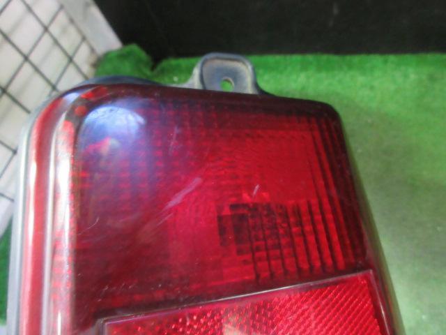 【DAIHATSU】L70V/ミラ 純正テールレンズ 右側のみ