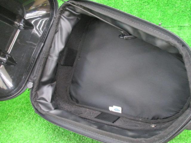 10-14L MOTO
FIZZ
Shell Seat Case 2