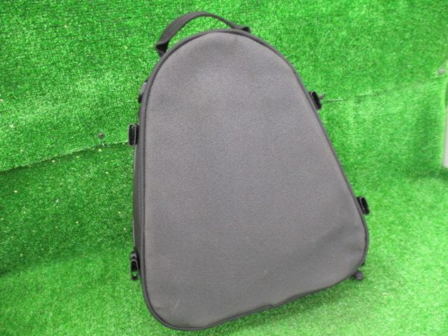 10-14L MOTO
FIZZ
Shell Seat Case 2