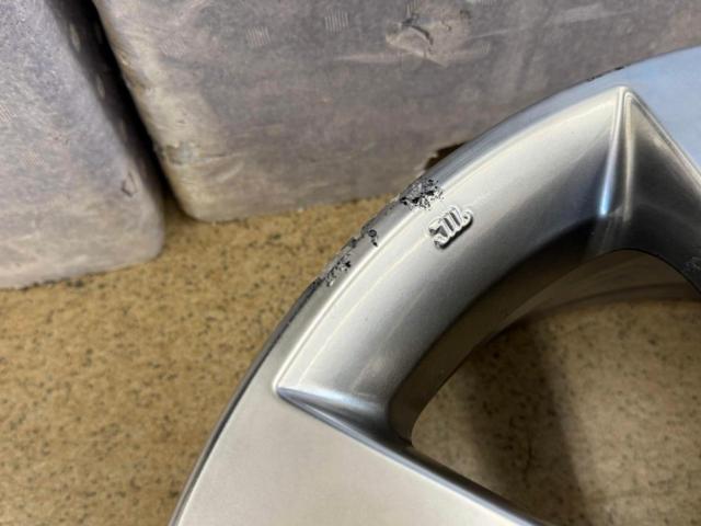 【日産純正】M35/ステージア 純正ホイール