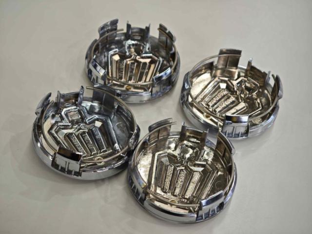 Genuine Toyota 180 Series/200 Series Crown Center Caps