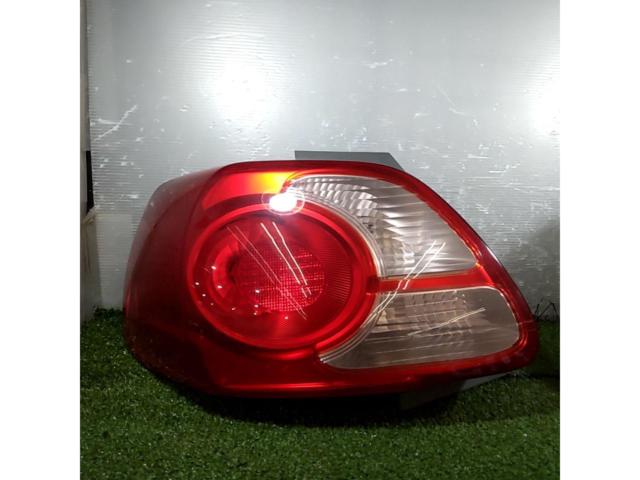 【トヨタ純正】ポルテ純正テールレンズ 左右セット(STANLEY 52-130)