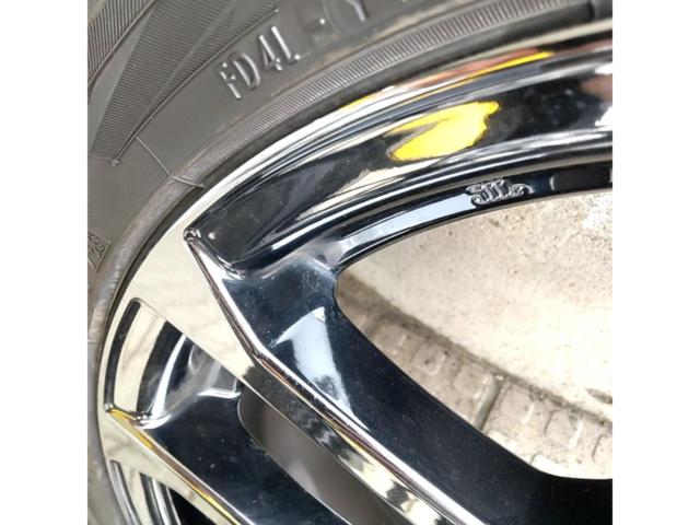Toyota Genuine NHP10/Aqua
GR
SPORT genuine
Sputtering wheel + YOKOHAMAiceGUARD
iG70